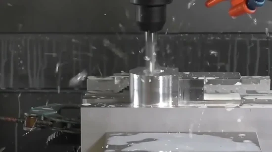 China Präzise CNC-Maschinenbearbeitung Fräsen Drehen Drehen Bearbeitete Titan-CNC-Komponenten